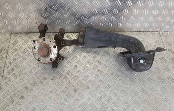 BMW 7 E65 E66 Stub axle 