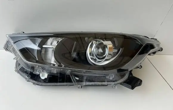 Toyota Yaris Headlight/headlamp 444440044