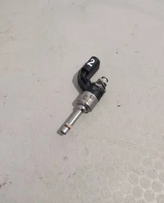 Volkswagen Golf VI Fuel injector 03C906036F