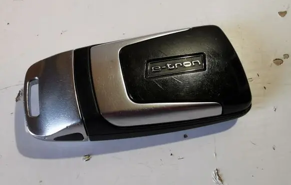 Audi Q7 4M Ignition key/card 4M0959754AM