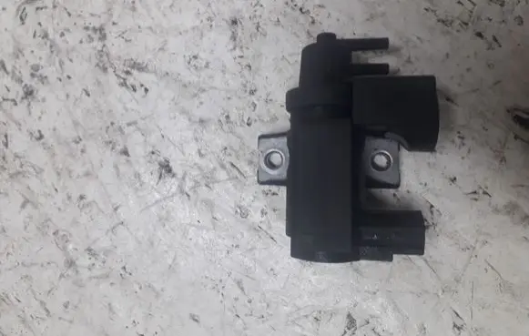 Toyota Auris 150 Turbo solenoid valve 258190R0011