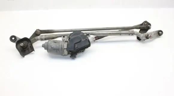 Toyota GT 86 Front wiper linkage and motor 86511CA000