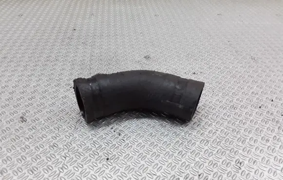 Toyota Avensis T220 Intercooler hose/pipe