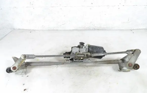 Mazda 6 Front wiper linkage and motor 849200-2390