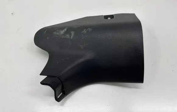 Toyota Camry VIII XV70 Front sill trim cover 6210133150