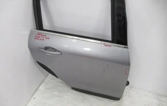 Peugeot 2008 I Rear door 