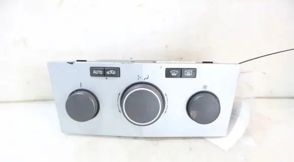 Opel Zafira B Interior fan control switch 
