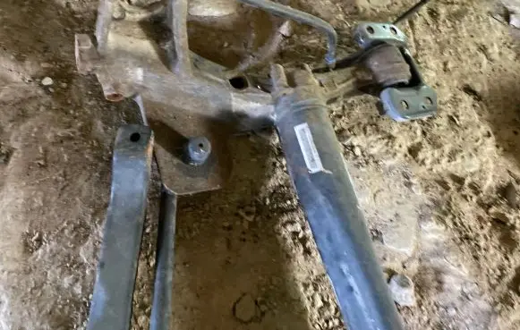 Opel Astra J Rear axle beam 