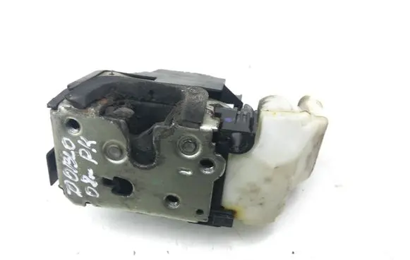 Fiat Doblo Front door lock