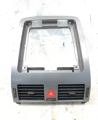 Volkswagen Touran I Dash center air vent grill