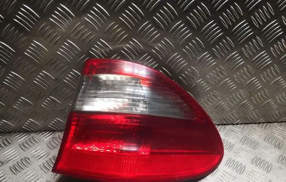 Mercedes-Benz E W211 Rear/tail lights 2118202864 A2118202864