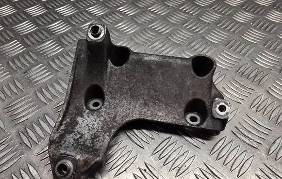 BMW 3 E90 E91 A/C compressor mount bracket 7505980 56455