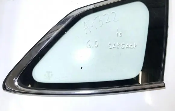 Subaru Legacy Rear side window