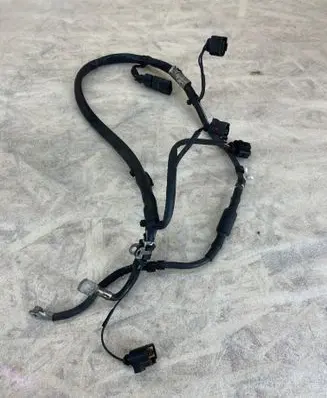 Volkswagen PASSAT B7 Positive wiring loom 28012013 31500245