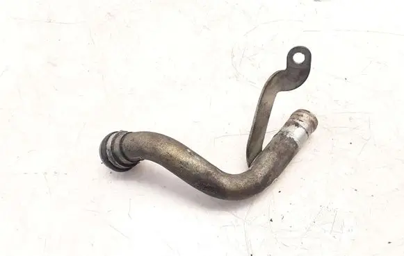 Mercedes-Benz E W124 Engine coolant pipe/hose