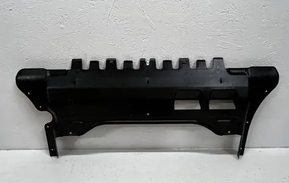 Audi Q3 F3 Engine splash shield/under tray 5QF825235C 00S55811 00118668