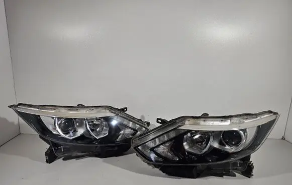 Nissan Qashqai Headlights/headlamps set 14389754874535