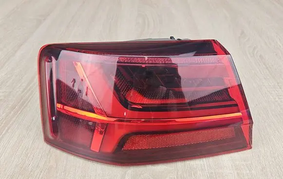 Rear/tail lights