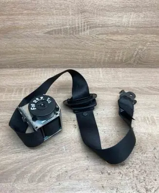 BMW 5 F10 F11 Front seatbelt 610126200B 615387100E