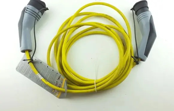 Volkswagen Golf VII Electric car charging cable 12E971675AB KL8667