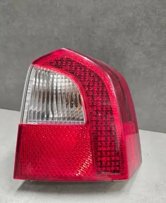 Volvo V70 Rear/tail lights 31276840