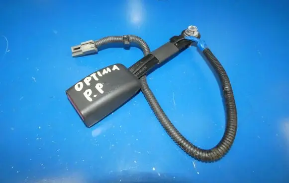 KIA Optima Front seatbelt buckle