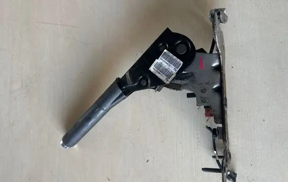 Peugeot 207 Hand brake release handle 9683407680 80EC110017562