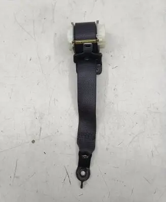 Rear seatbelt