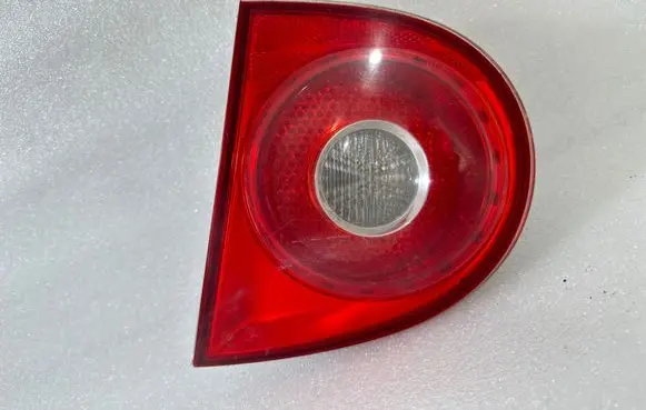 Volkswagen Golf V Tailgate rear/tail lights 1K6945094J