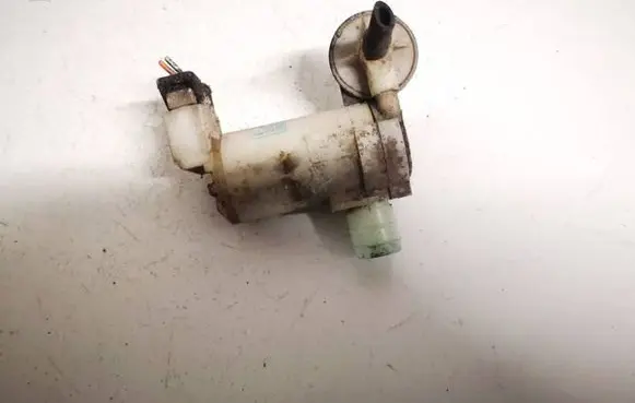 Nissan X-Trail T31 Windscreen/windshield washer pump 2224655a 2224655-a
