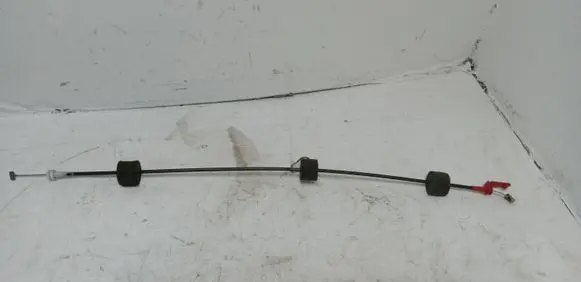 Ford Mondeo Mk III Front door cable line 
