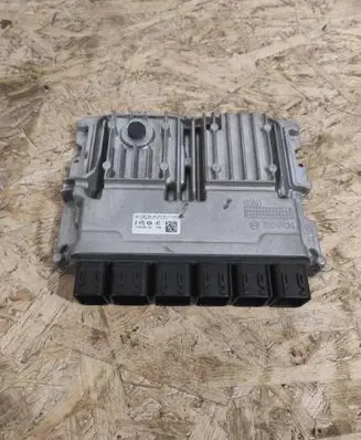 BMW 5 G30 G31 Engine control unit/module 8475464 170231568 0281035486