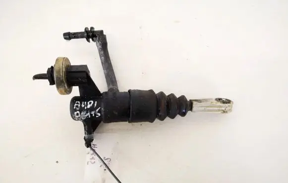Audi A4 S4 B5 8D Clutch master cylinder 8e1721401