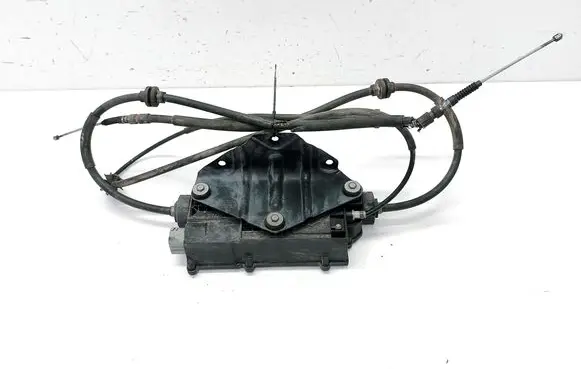 BMW X5M E70 Hand brake control module P685028902 13665010 136650