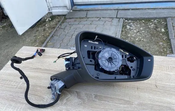 Volkswagen Touran III Other exterior part 571857502DH
