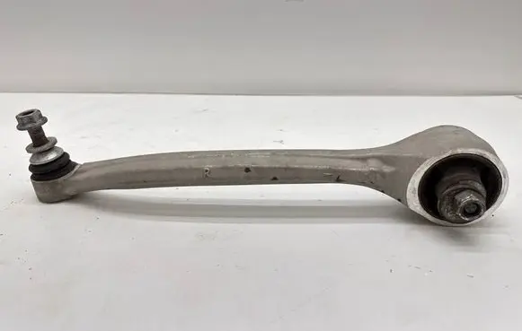 Front lower control arm/wishbone