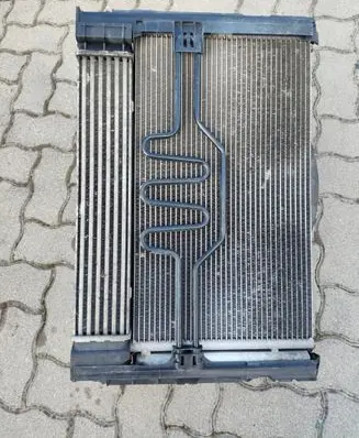 BMW X1 E84 Coolant radiator 781027906 9535764