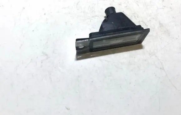 Volvo V70 Number plate light 9187153