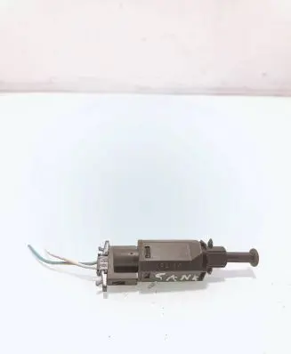 Clutch pedal sensor
