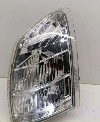 Nissan X-Trail T30 Front indicator light 18A654B
