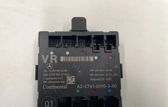 Mercedes-Benz C W204 Door control unit/module A2129001829 A2129019208 A2129026910