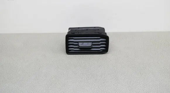 Volkswagen Caddy Dashboard air vent grill cover trim 2K5819701A