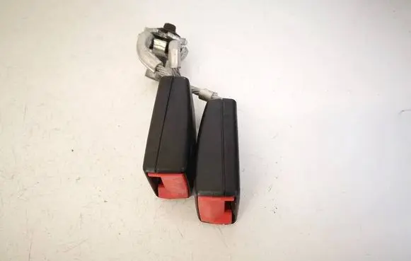 Seat Leon (1P) Rear seatbelt buckle 1K0857739H