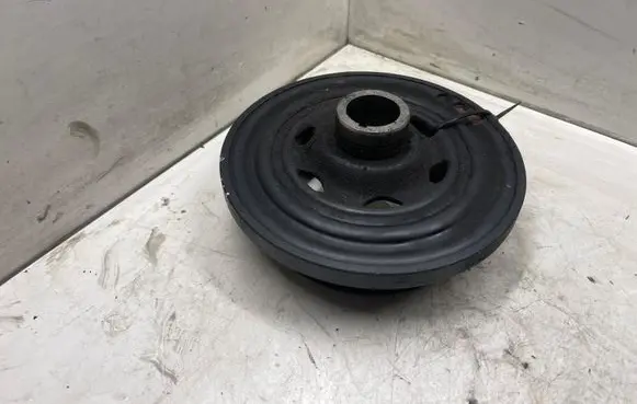 Mercedes-Benz Sprinter W901 W902 W903 W904 Crankshaft pulley A6110300503