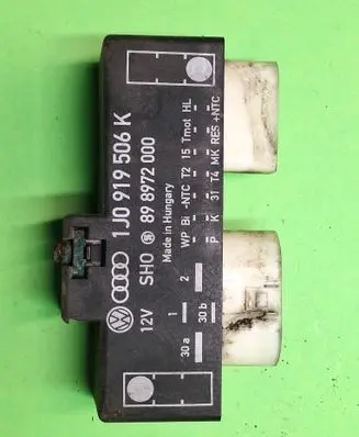 Skoda Octavia Mk1 (1U) Coolant fan relay 1J0919506K 898972000