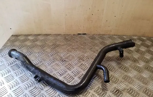 Engine coolant pipe/hose