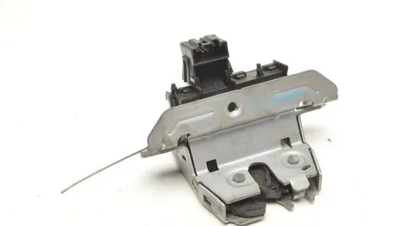 Volvo V70 Tailgate lock latch 31333542