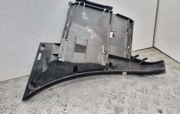 Volvo S80 Front bumper mounting bracket 8693703