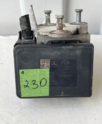 Mercedes-Benz C W205 ABS Pump A2059012800 10091515393