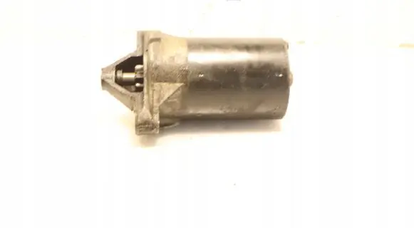 Renault Clio II Starter motor 1005821888